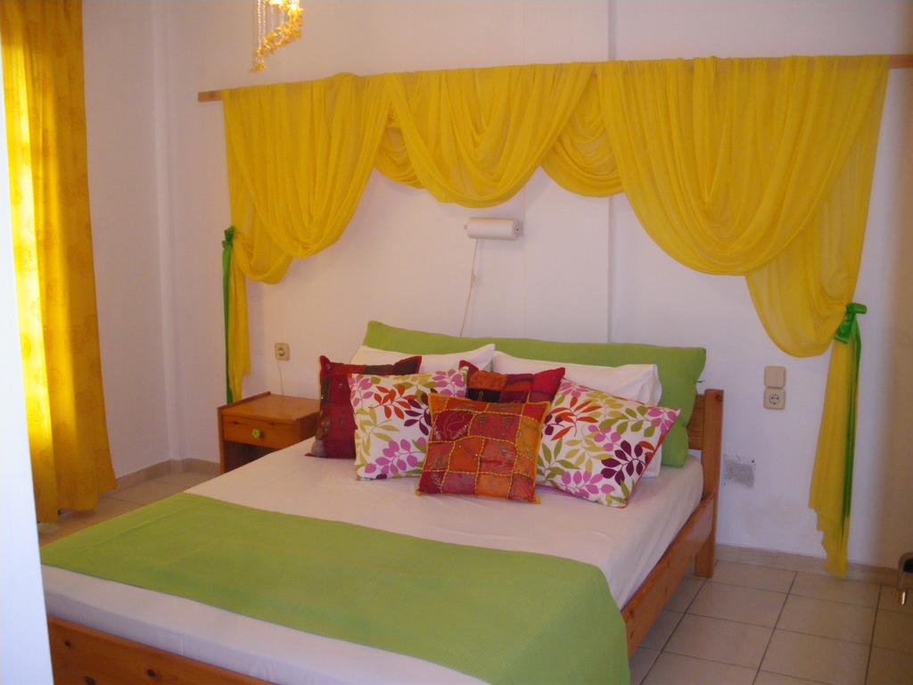Villa Rita Apartments A Tavronitis Kamer foto